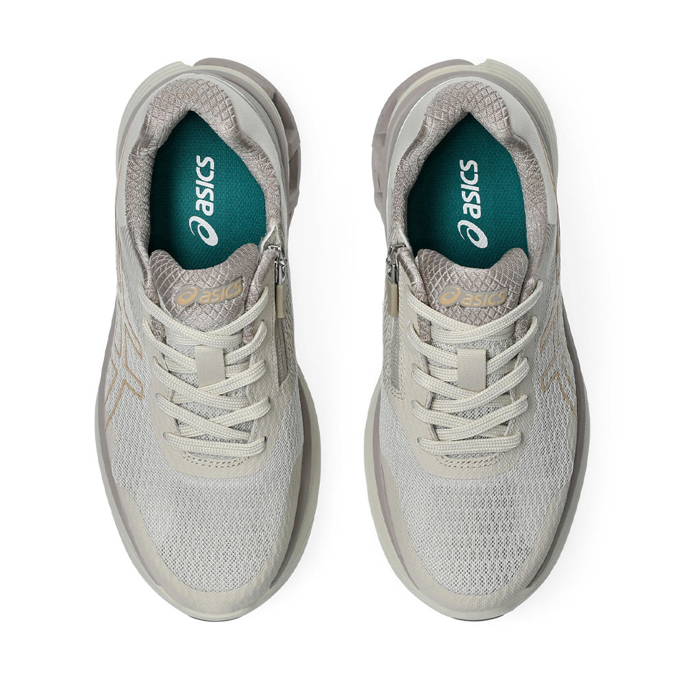 ベージュ×シャンパンゴールド