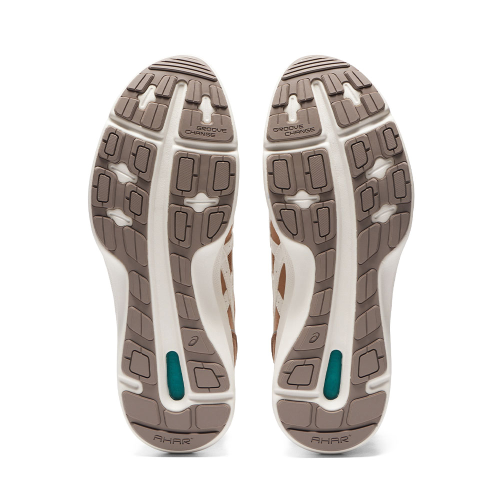 ブラウン×オフホワイト