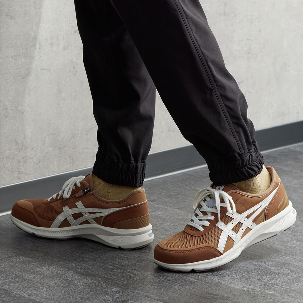 ブラウン×オフホワイト