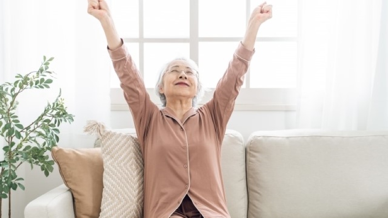  寝覚めの良い女性