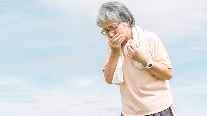 夏に運動をして吐き気の症状がする高齢者